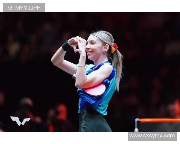 竞技体操比赛精彩纷呈，顶尖选手争夺荣誉，技艺与力量的完美碰撞